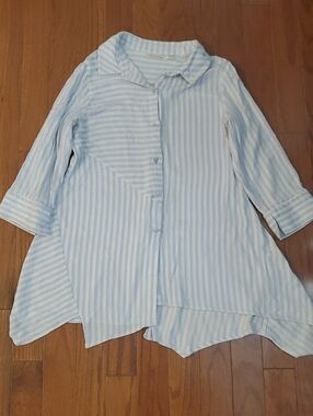 Soft Surrounding Tunic Top M Blue White Stripe Button Front Asymmetrical Blouse
